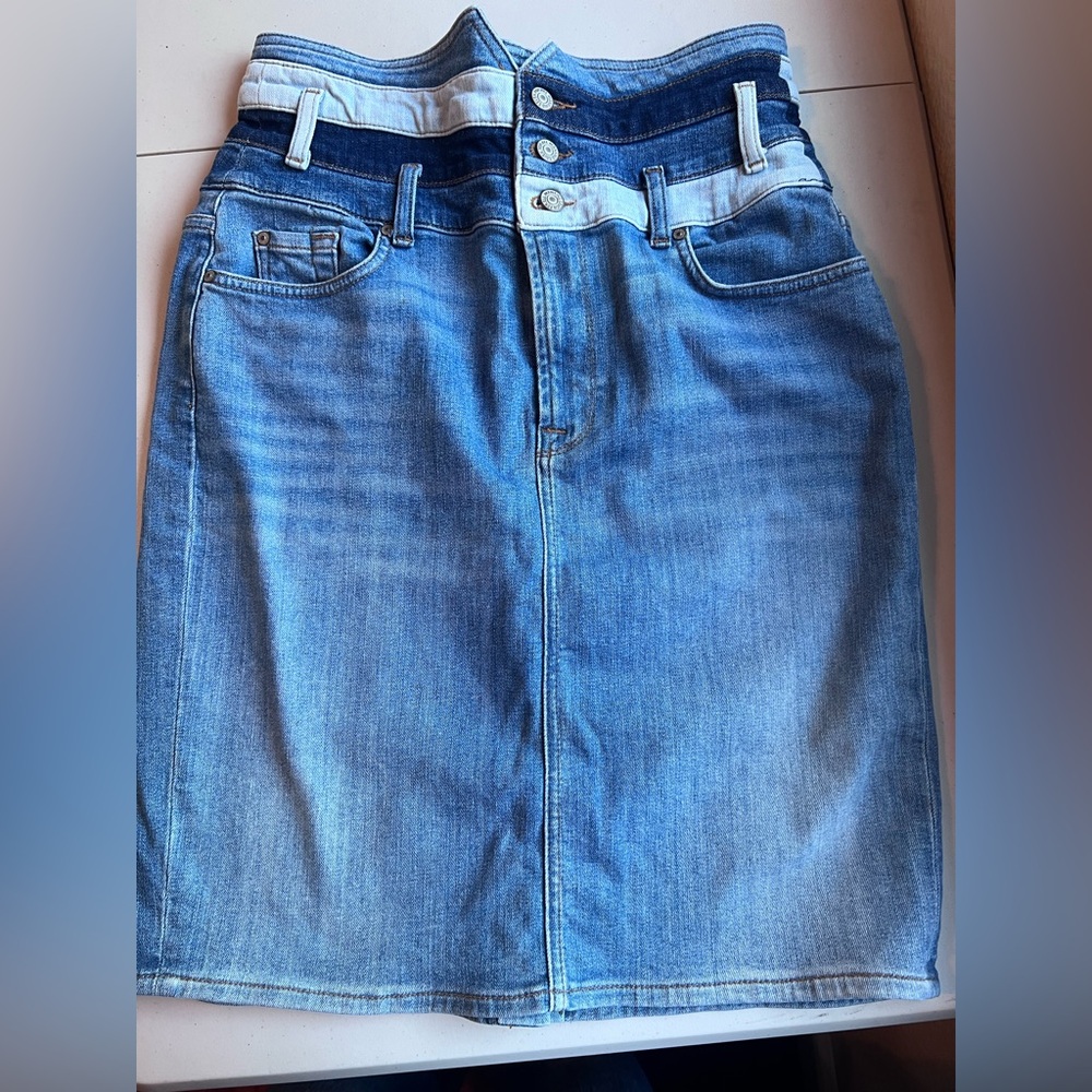 7 For All Mankind Two-Tone Blue Denim Pencil Skirt